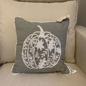 NWT Bella Lux Beaded Pumpkin Fall Halloween Throw Pillow